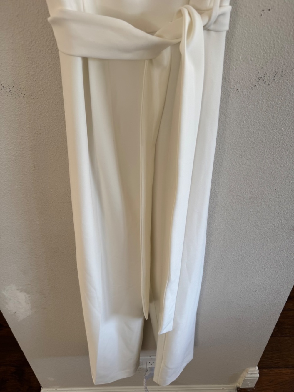 Vince Camuto White Sleeveless Jumpsuit Size 4 - Picture 2 of 7